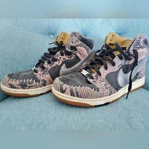 Nike Dunks CMFT Premium, 10.5, snake skin